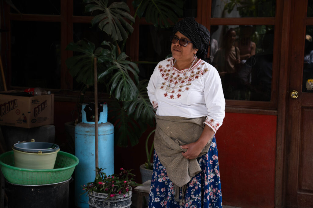 maestra alfarera cermica de tlahuitoltepec sierra mixe oaxaca
